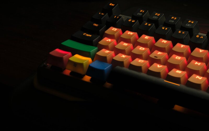 Top 9 Best Gaming Keyboards for Fortnite [List & Guide]
