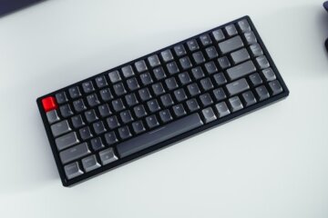 Top 9 Best Keyboards for Video Editing [List & Guide]