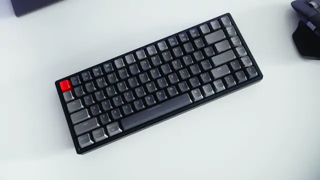 Top 9 Best Keyboards for Video Editing [List & Guide]